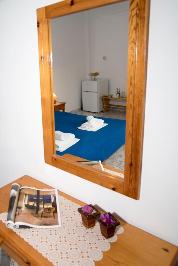 Damianos Rooms Adamantas Eksteriør billede