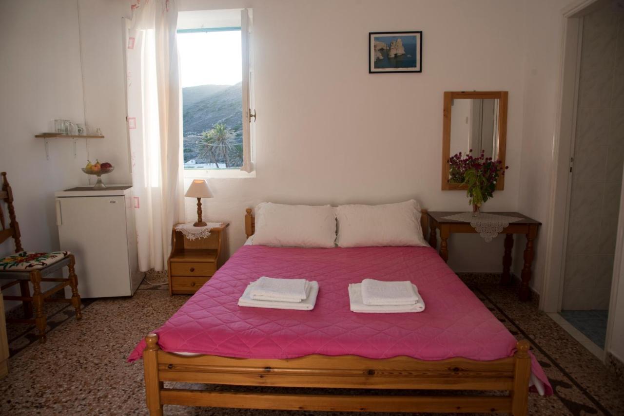 Damianos Rooms Adamantas Eksteriør billede