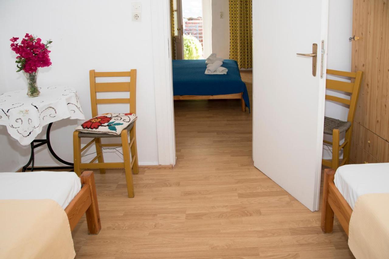 Damianos Rooms Adamantas Eksteriør billede